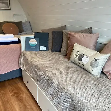 Villa Secluded Luxury Pod With Hot Tub à Launceston Extérieur photo