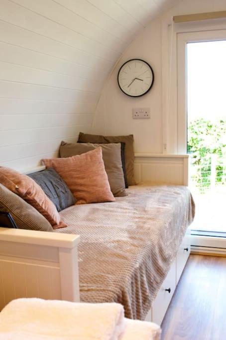 Secluded Luxury Pod With Hot Tub Holiday home *