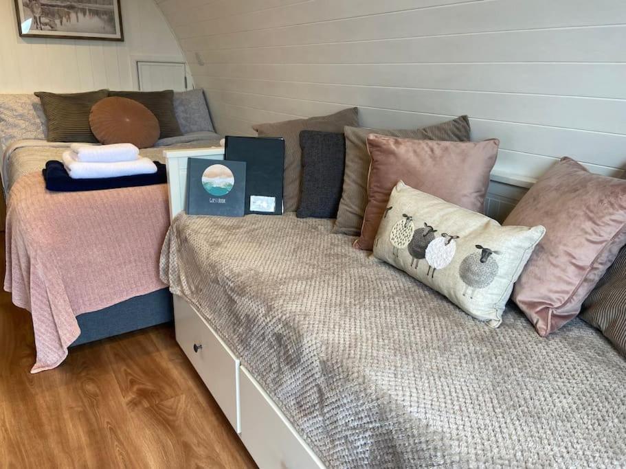 Secluded Luxury Pod With Hot Tub * Launceston
